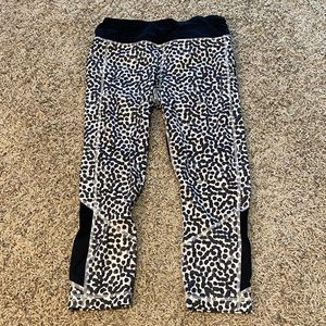 Lululemon Spotted Leggings with Internal Tie 8